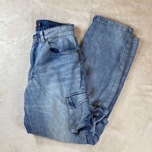 Like new Pipeline Men’s denim cargo jeans size 29